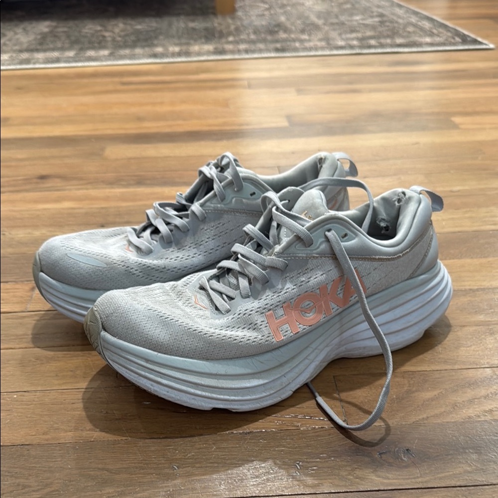 HOKA Bondi 8